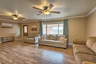Updated Family Home - 2 Blocks to Colorado River! - Bullhead City - 7