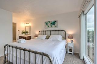 Screened Balcony and Views Modern Osage Beach Condo - Osage Beach - 4