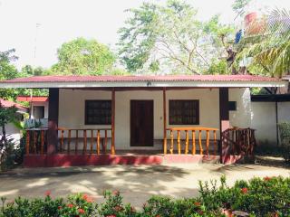 The Pelicans Resort - Batangas City - 9