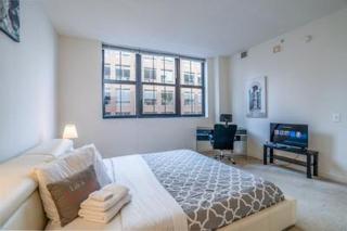 Heaven On Baltimore at Harborfront - Baltimore - 4