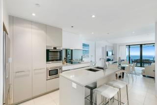 2 & 3 Bedroom OCEAN VIEW Apartments at Soul Surfers Paradise - Q Stay - Gold Coast - 2