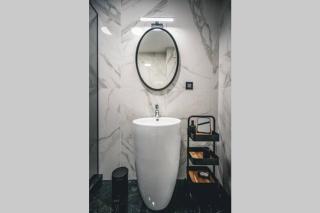 Briana Luxury Panoramic View - 4
