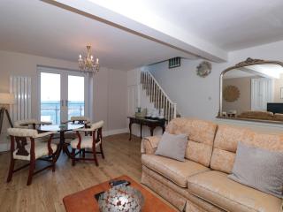 Blue Buoy Cottage - 1