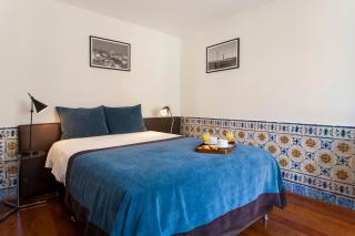 Correeiros downtown Duplex & Deluxe Apartment - 8