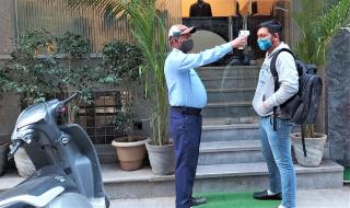 Hotel Aeropath Near IGI Airport Delhi - New Delhi - 6