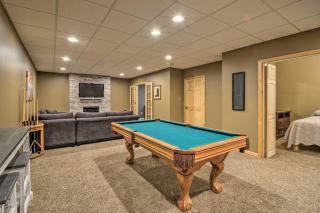 Petoskey Apartment with Yard, Fire Pit and Gas Grill! - Petoskey - 0