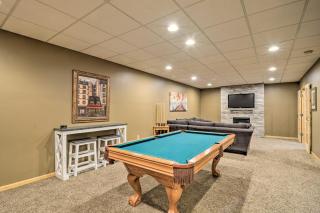Petoskey Apartment with Yard, Fire Pit and Gas Grill! - Petoskey - 2
