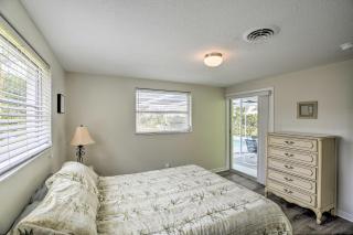 Quiet Venice Retreat with Private Lanai and Pool! - 2