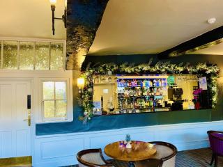 Macdonald Bear Hotel - Woodstock - 3