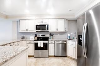 Beach Escape Condos - Daytona Beach Shores - 4