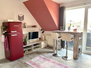 Cottbus-Apartments - Red Apartment I privat I Wifi I Küche I Balkon - Cottbus - 0