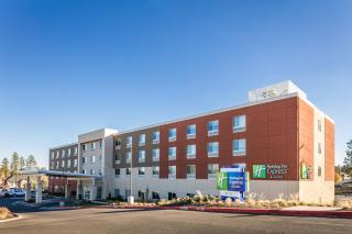 Holiday Inn Express & Suites - Bend South by IHG - Bend - 0