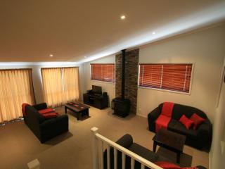 Boronia 6 30 Nettin Circuit - Jindabyne - 9