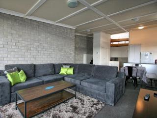 Tanderra 18 28 Park Road - 9