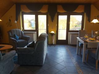 Ferienwohnung-Dorette-in-Stakendorf-mit-Blick-ueber-den-Dorfteich - Stakendorf - 9