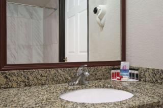 Baymont by Wyndham Bremerton WA - Bremerton - 2