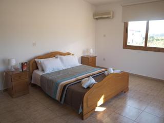 Mariandy Villa 2 - Coral Bay - 9