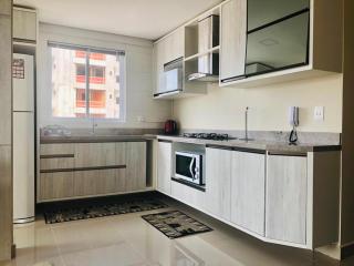 Apartamento Itapema, a 10 minutos do Mar MeiaPraia - 5