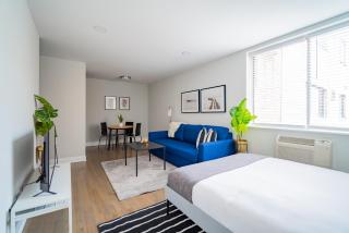 DECOM Comfy and Complete Studio Apt near Boystown - Oakdale 317 rep - Chicago - 0