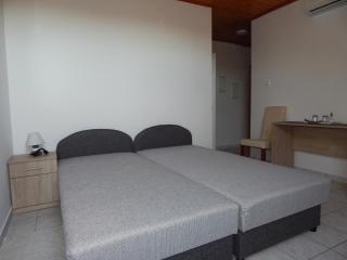 Újsziget Vendégház - Sárvár - 1