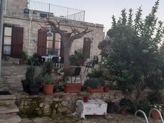 Georgia's House - Paphos - 9