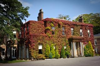 Farington Lodge Hotel - 3