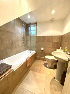 Laurel House - Cheltenham - 4