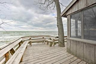 Lake Michigan Waterfront Home 1 Mile to Downtown! - Douglas - 0