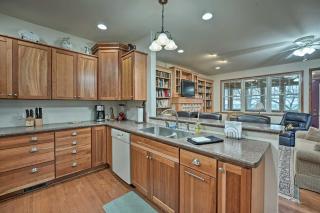Lake Michigan Waterfront Home 1 Mile to Downtown! - Douglas - 1