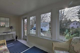 Kennebunk Cottage with Yard Less Than 1 Mi to Beach! - Kennebunk - 3