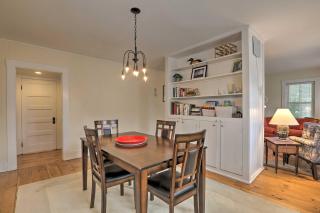 Kennebunk Cottage with Yard Less Than 1 Mi to Beach! - Kennebunk - 2
