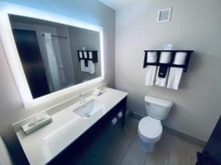 Holiday Inn Express Hotel & Suites- Gadsden by IHG - 9