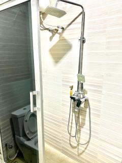 Nue-Crest Hotels & Suites - 7