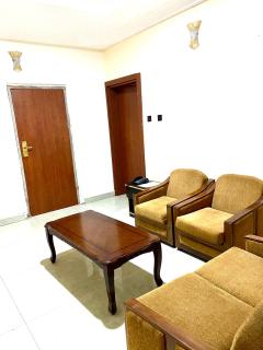 Nue-Crest Hotels & Suites - 7