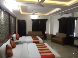 HISHAM SUITES - Ernakulam - 4