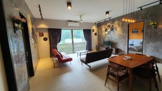 By The Sea Beach Luxury Resort - Batu Ferringhi - Batu Ferringhi - 9