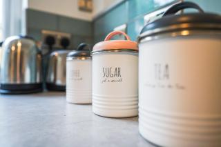 Private, Detached Annex with On-Street Parking - 7