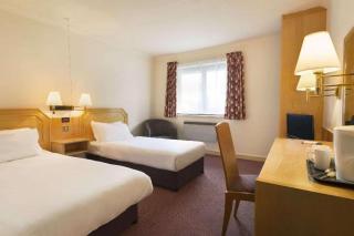 Days Inn Taunton - Taunton - 8