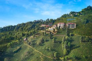 Taj Chia Kutir Resort & Spa Darjeeling - 0