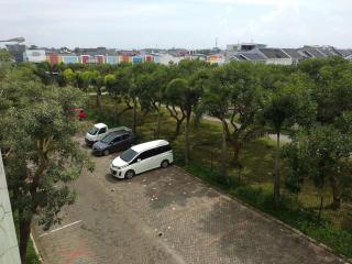 Comfy Studio Emerald Hills - 2