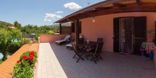 Elbaloves Appartaments Villa - 2