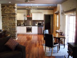 1860 Wine Country Cottages - Springton - 8