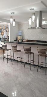 Casa com Piscina e Hidromassagem Montoski - 1