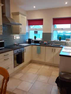 Beachside Holiday Home - Portrush - 5