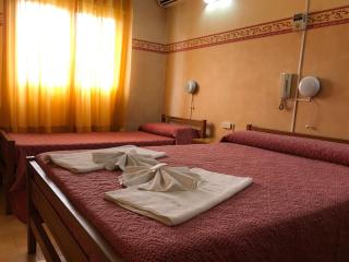 HOTEL ESCORIAL - Villa Carlos Paz - 4