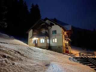 Cabana Caprioara - Piatra Craiului - Dîmbovicioara - 1