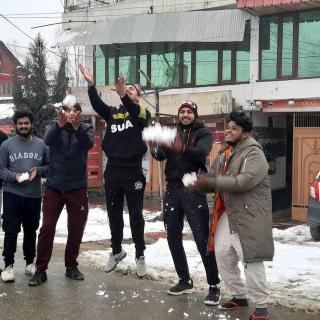 Hotel Jannat - Srinagar - 1