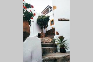 Traditional House Utopia in Pefki, Makry Gialos - 7