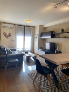 Apartament Neret I - Sort - 0