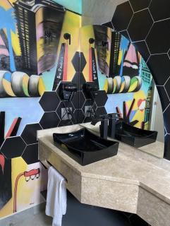 Studio moderno - Jardins: Cama Queen, Ar e Garagem - 3